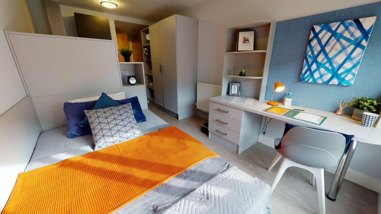 For Students Only Contemporary At Iq Hoxton In Apartament Londra